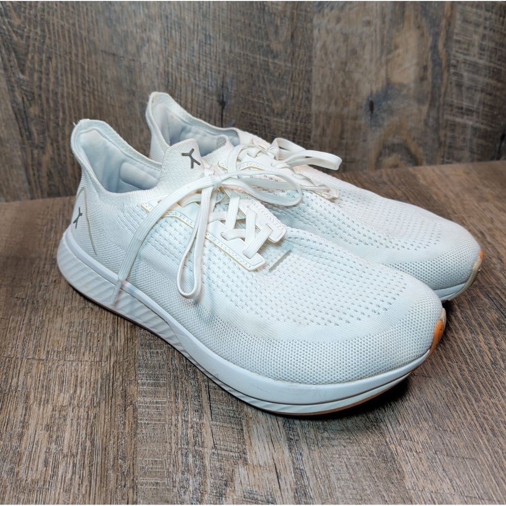 Flux Adapt Runner White Gum Mens Size 10 Womens 11.5 Athletic Knit Sneakers